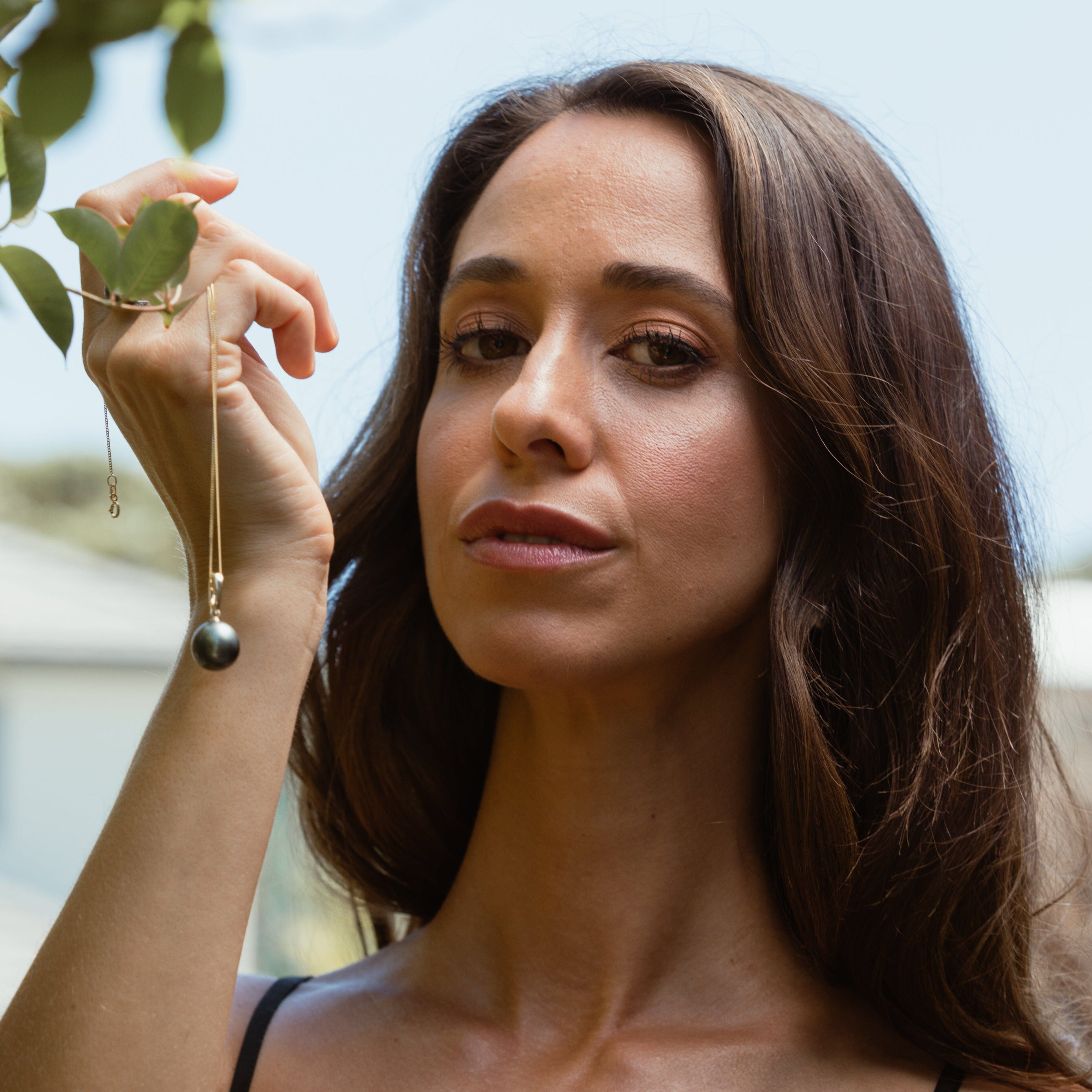 Agatha Tahitian Pendant