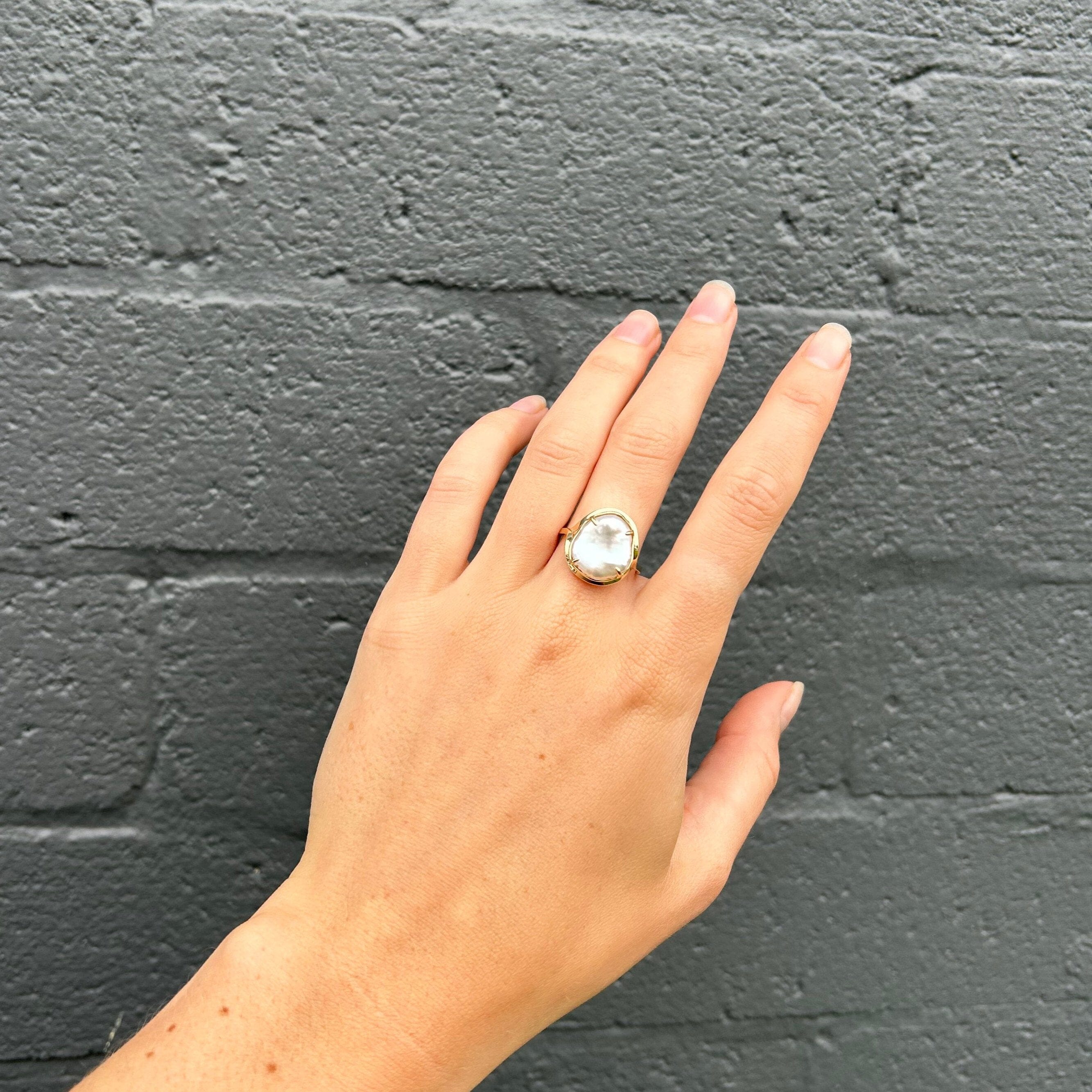 Mini Amara Ring Image 2